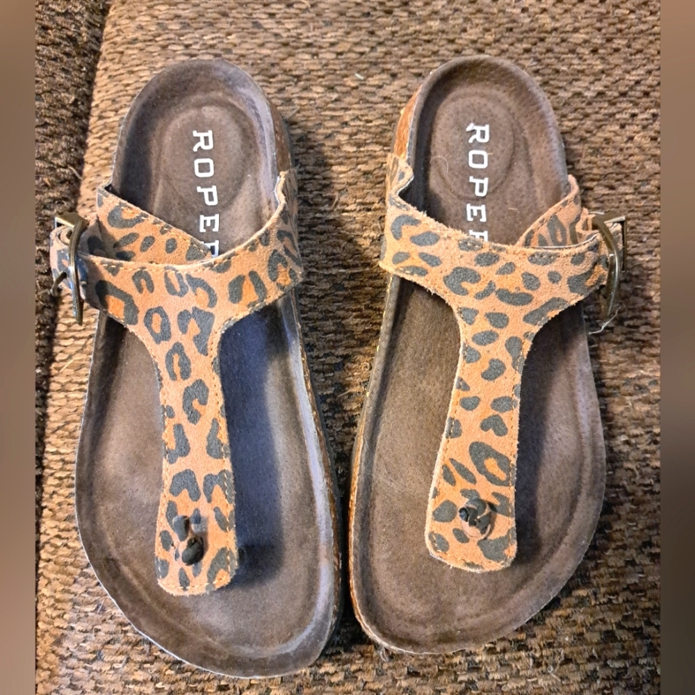 Women's Roper Leopard Print Thong Sandals